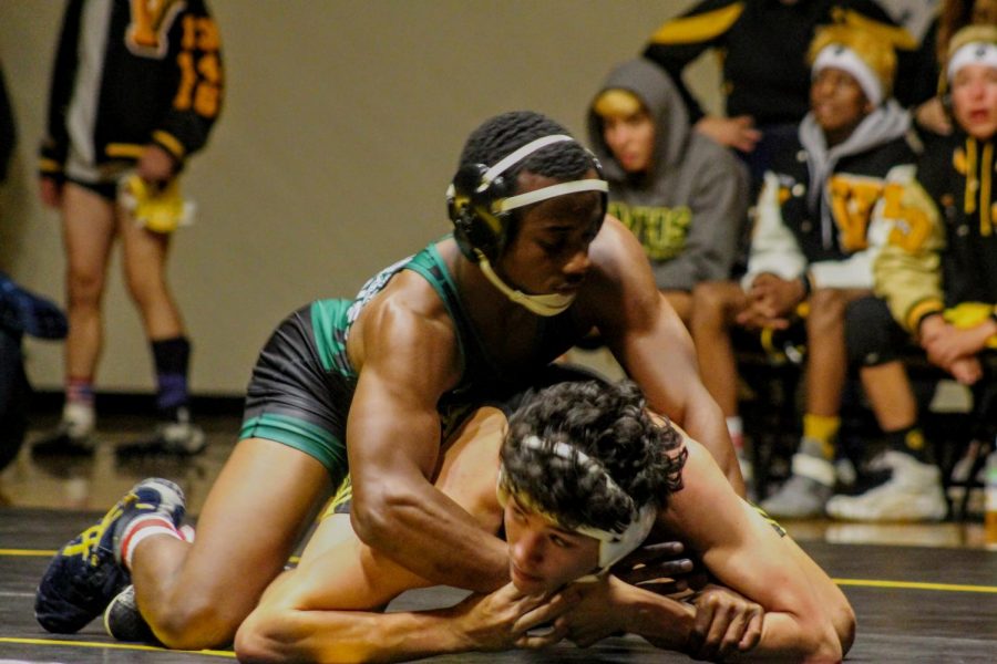 Boys Wrestling Gets Their Head in the Game